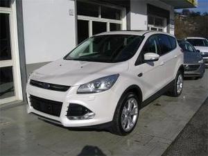 Ford kuga titanium 2.0 tdci 150 cv dpf awd 4x4