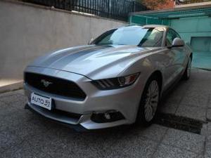 Ford mustang fastback 2.3 ecoboost garanzia 7 anni