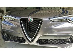 Alfa Romeo Stelvio 2.2 Turbodiesel 180 CV AT8 Super
