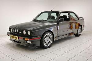 BMW - E30 M