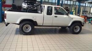 Toyota hilux 2.4 d 4wd extracab dc pick-up
