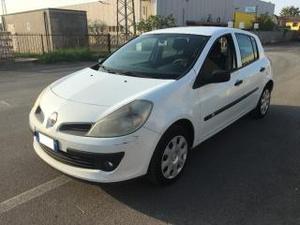 Renault clio 1.5 dci 70cv 5 porte