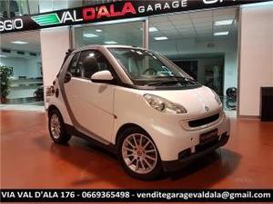 Smart fortwo  kw cabrio passion pelle nera