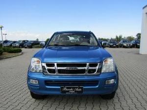 Isuzu d-max 3.0 td cat crew cab 4wd pick-up ls aut.