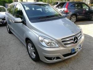 Mercedes-benz b 180 b 180 blue efficiente