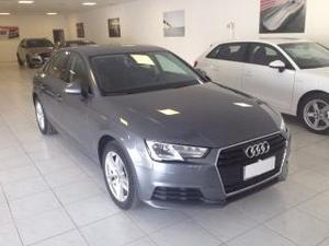 Audi a4 2.0 tdi 150 cv s tronic business