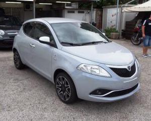 Lancia ypsilon  cv 5 porte mya