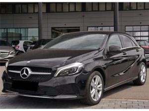 Mercedes-benz a 200 d urban/camera/nav