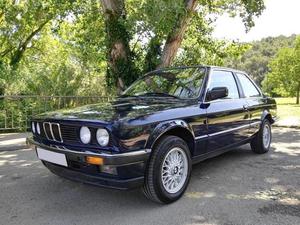 BMW - 323 Coupe E