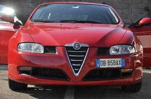 Alfa Romeo GT 1,9 JTD Distinctive Rossa