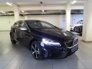 Volvo V40 D2 R-design