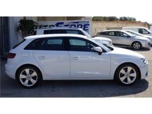 Audi a3 spb 1.6 tdi s tronic attraction