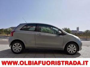 Toyota yaris 1.3 3 porte m-mt luna