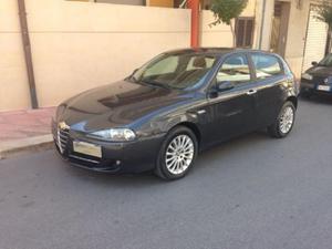 Alfa Romeo  JTD 5 porte Distinctive