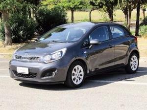 Kia rio 1.1 crdi 5p. active