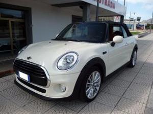 Mini mini 1.5 cooper d hype cabrio ?. 