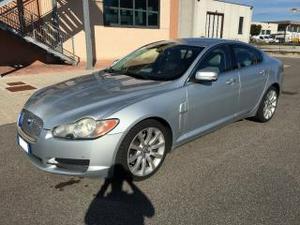 Jaguar xf 2.7d 207 cv luxury