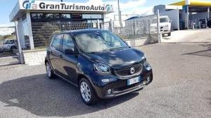 Smart forfour  youngster total black aziendale