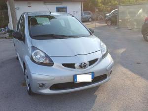 Toyota Aygo 12V VVT-i 5 porte Now