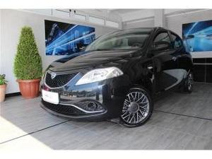 Lancia ypsilon 1.2 gpl 69cv gold 