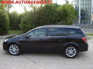 Opel astra v cdti 150cv station wagon cosmo