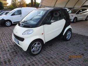Smart fortwo 600 smart & pure (33 kw)