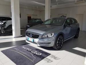 Volvo v60 cross country d3 geartronic momentum
