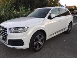 Audi q7 3.0 tdi quattro tiptronic s line 7 posti