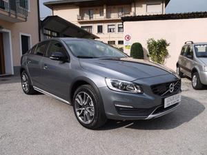 Volvo S60 Cross Country D3 Geartronic Momentum