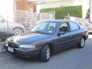 Ford Mondeo 2.0i Ghia 5p., iscritta ASI/CRS.