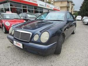 Mercedes-benz e 200 avantgarde - "gpl" - marciante ma da