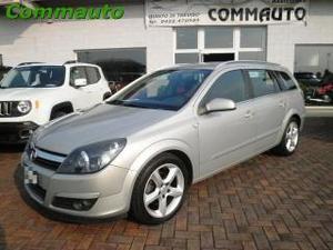 Opel astra v station wagon cosmo "gpl" automatica