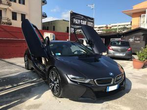 BMW i8 i8 ALI DI GABBIANO NOLEGGIO GIORNALIERO rif. 