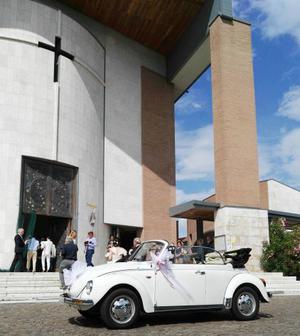 Noleggio auto matrimonio cerimonia maggiolone cabrio bianco