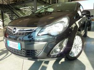 Opel corsa 1.2 3 porte cambio automatico