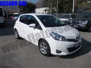 Toyota YARIS 1.4 D-4D 5 PORTE LOUNGE