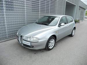 Alfa romeo i 16v t.s. 105 cv 5p distinctive