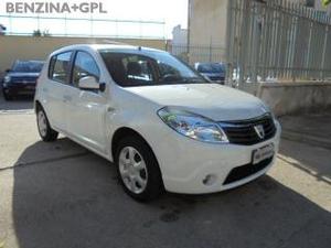 Dacia sandero v laureate g.p.l clima