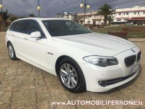 Bmw 520 d touring (tetto panor.-navi prof.-pelle brown)