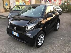 Smart fortwo  twinamic youngster total black