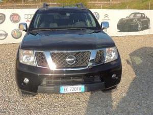 Nissan navara 2.5 dci 190cv 4 porte double cab le