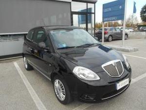 Lancia ypsilon 1.4 diva ecochic gpl neopatentati