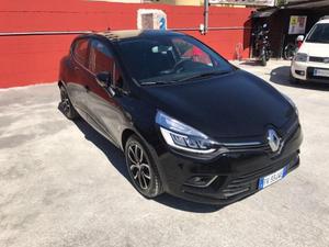 RENAULT Clio dCi AUTOMATICA NOLEGGIO SETTIMANALE rif.