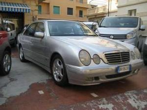 Mercedes-benz e 270 cdi avantgarde