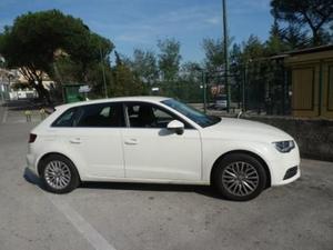 Audi A3 Sportback 1.6 diesel 105 cv, anno  con  km