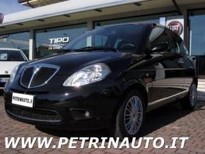 Lancia ypsilon 1.2 oro giallo bz/gpl 5 posti