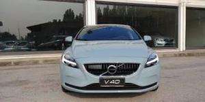 Volvo v40 d2 momentum