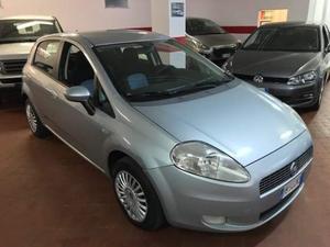 FIAT Grande Punto 1.4 5 porte - ADATTA A NEOPATENTATI - KM