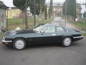 Jaguar xjs  v12