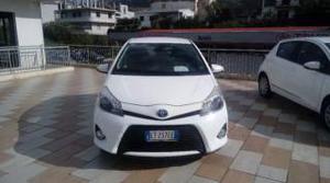 Toyota yaris 1.5 hybrid 5 porte style